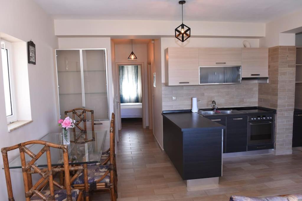 Katerina Luxury Suites Elia  Zewnętrze zdjęcie